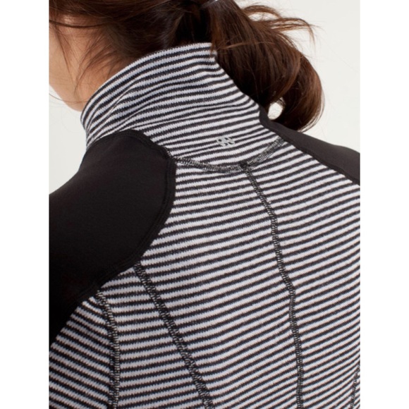 Lululemon Run: U-Turn Pullover Mini Check Pique Blackwhite - Picture 6 of 9